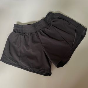 Lululemon shorts Hottie Hot